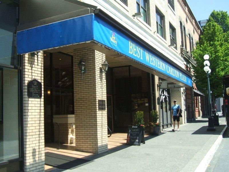 Best Western Plus Carlton Plaza Hotel Victoria Exterior photo